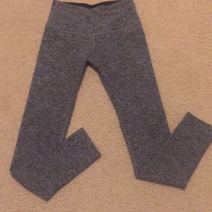 Beyond Yoga gray leggings